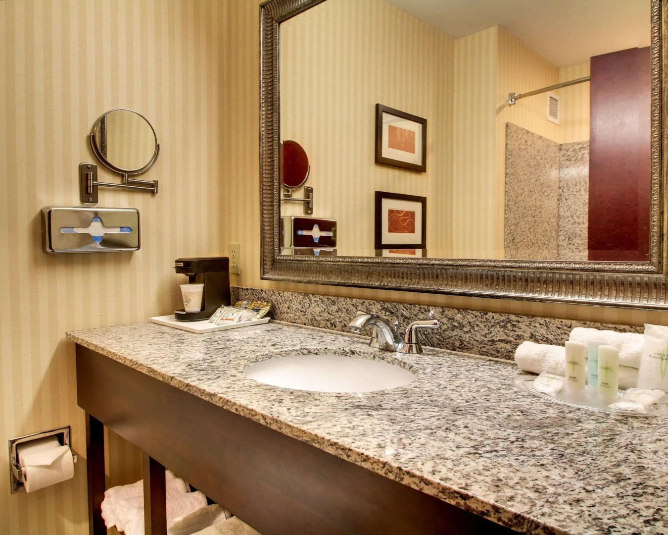 Comfort Suites Biloxi - Ocean Springs