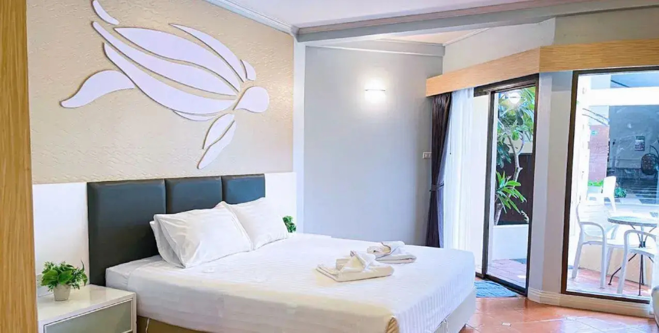 The Bed Vacation Rajamangala Hotel