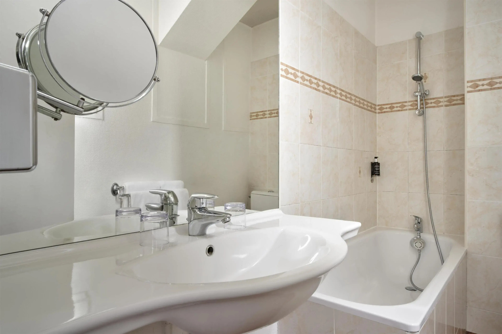 Hôtel Abaca Messidor by HappyCulture