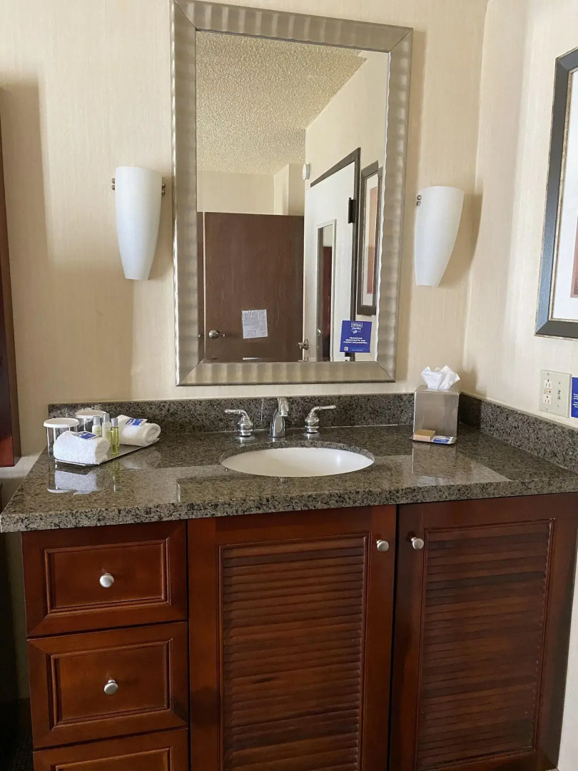 DoubleTree Suites by Hilton Tucson Airport