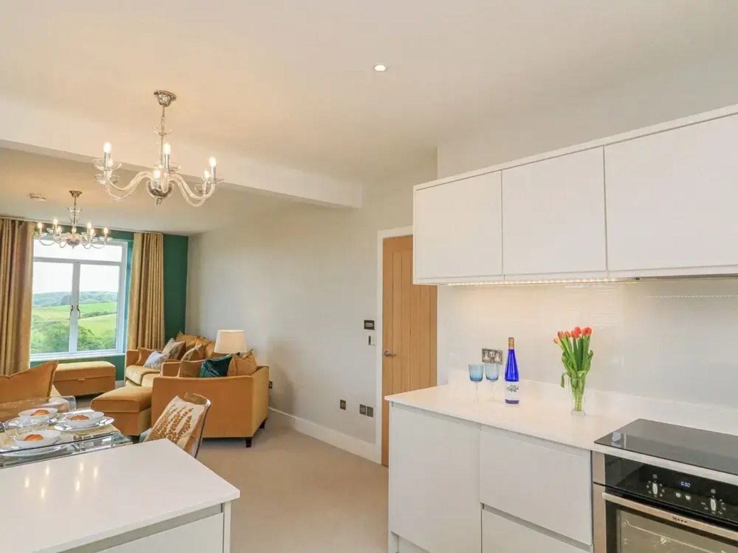 4 The Manor House Hillfield Village