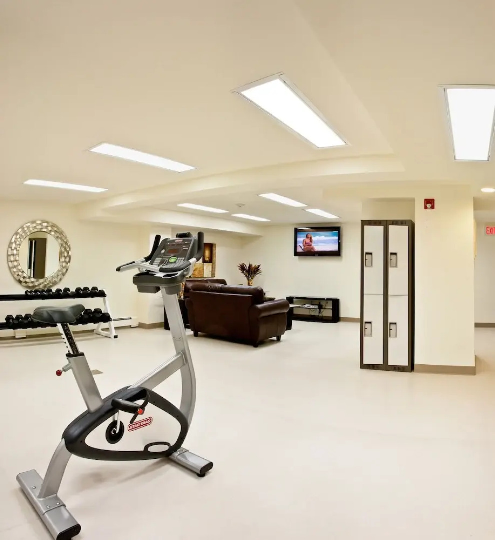 Corporate Suites of Calgary - Eightwelve