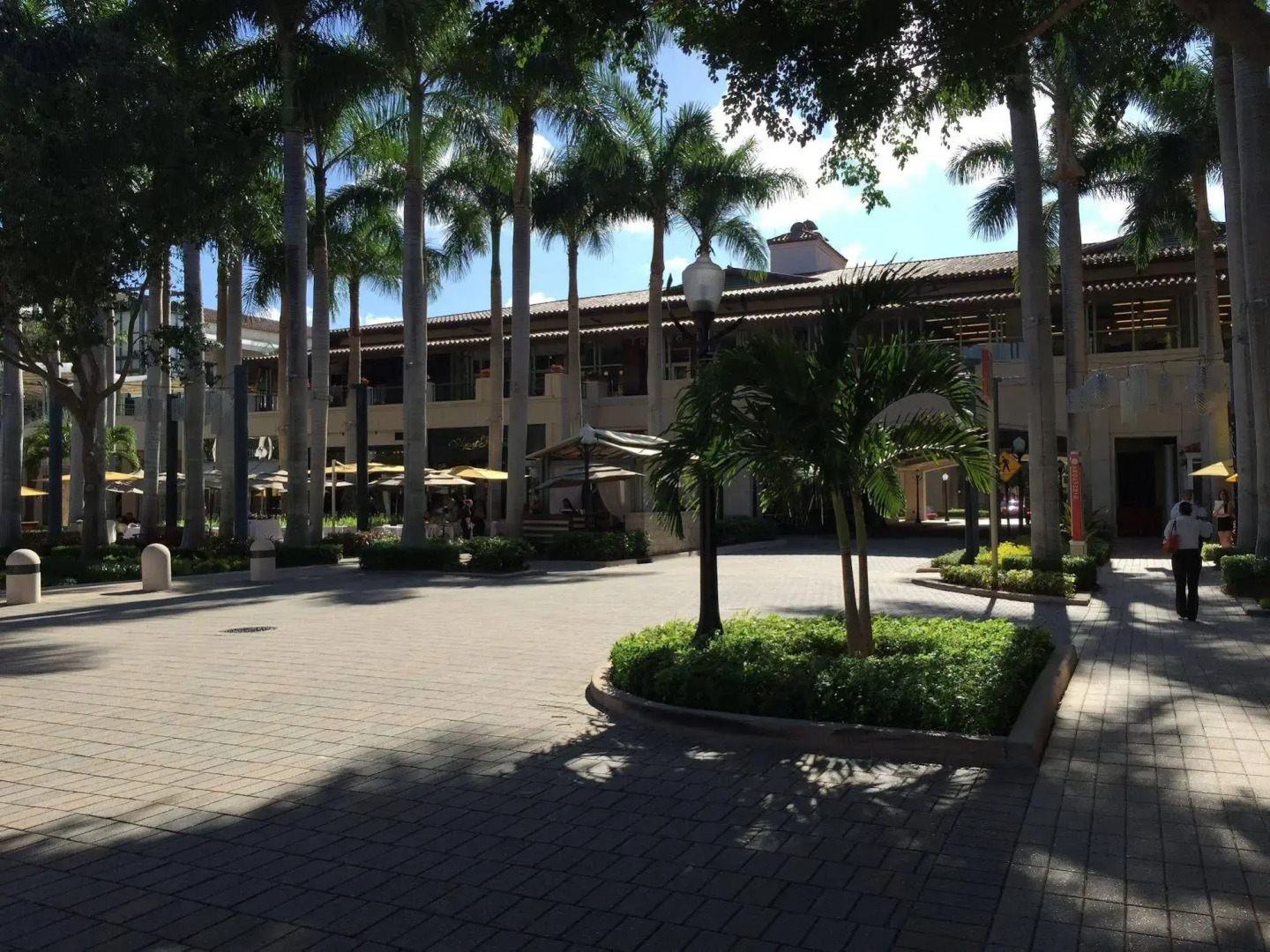 Luxury Suite in Coral Gables by LYX Miami Suites