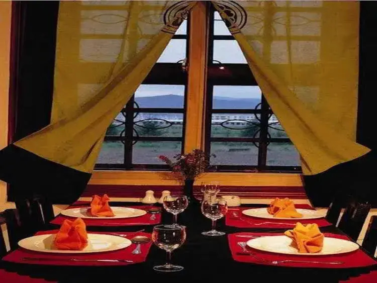 Gylthang Dzong Hotel