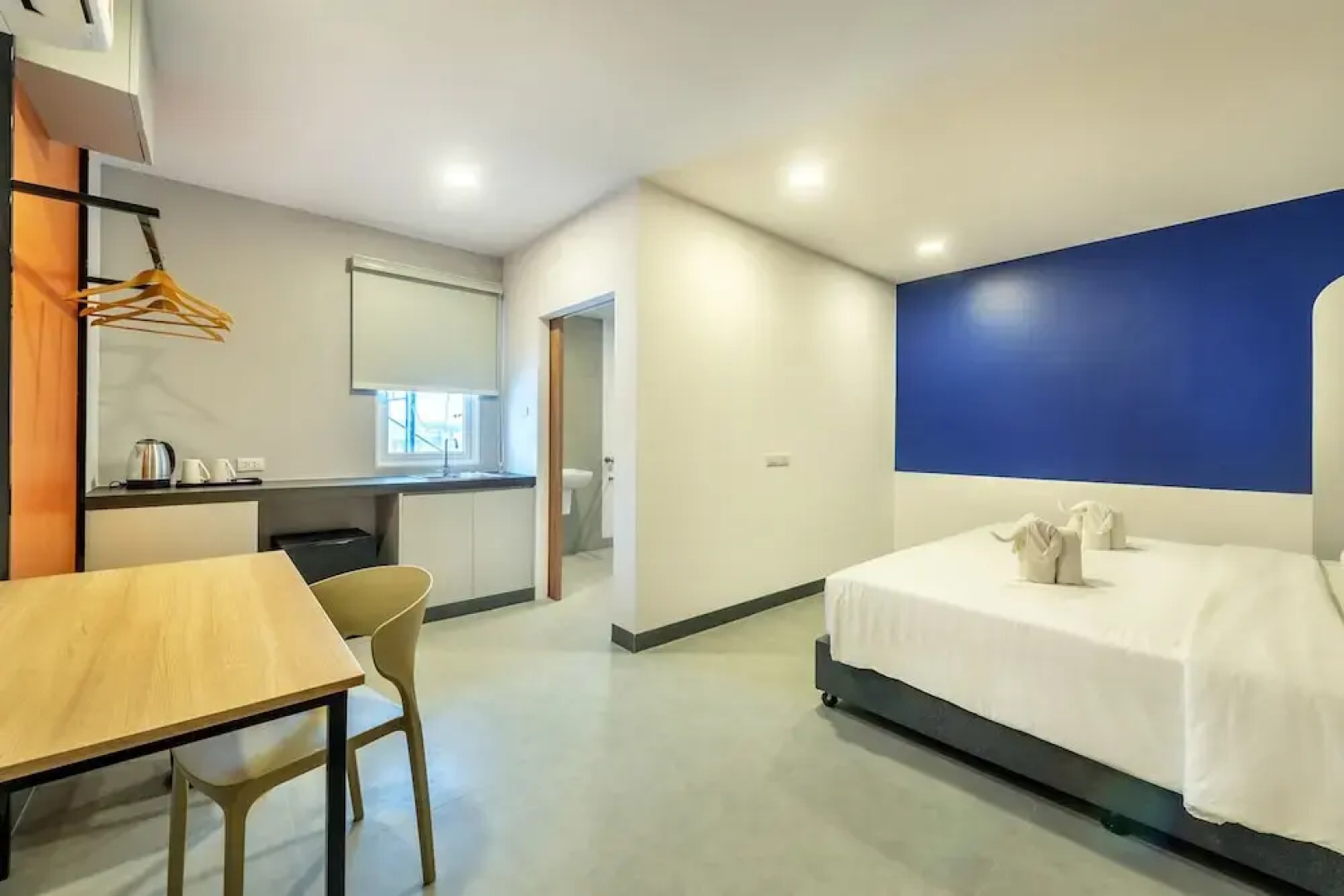 PLAAI Plus Hotel Bowin