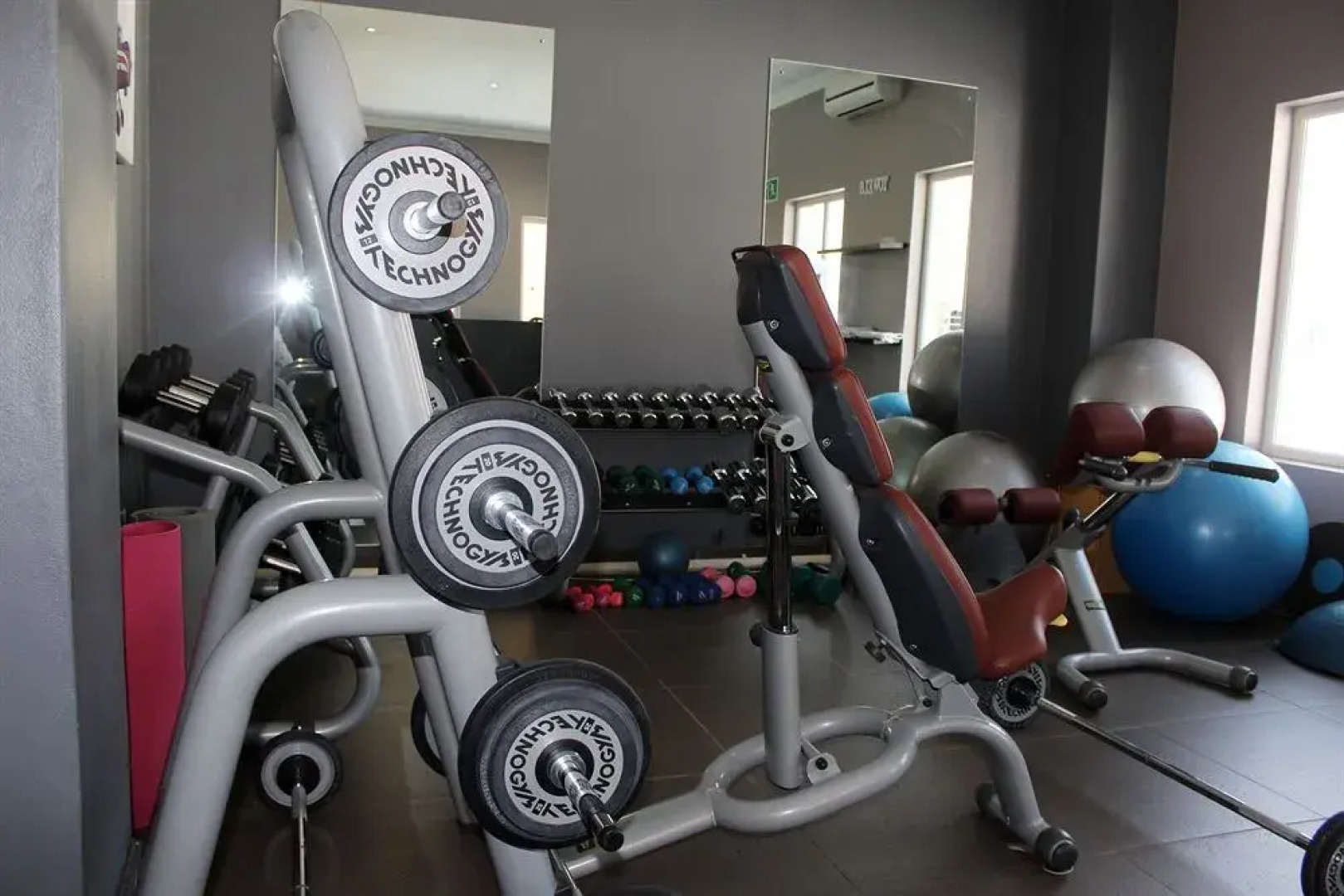 The Aviator OR Tambo