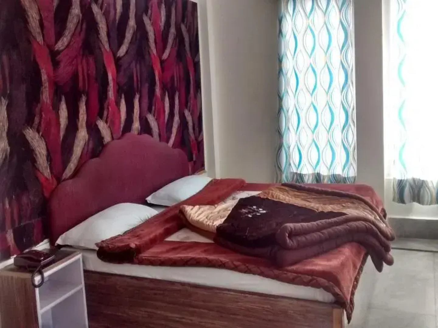 Hotel River Inn