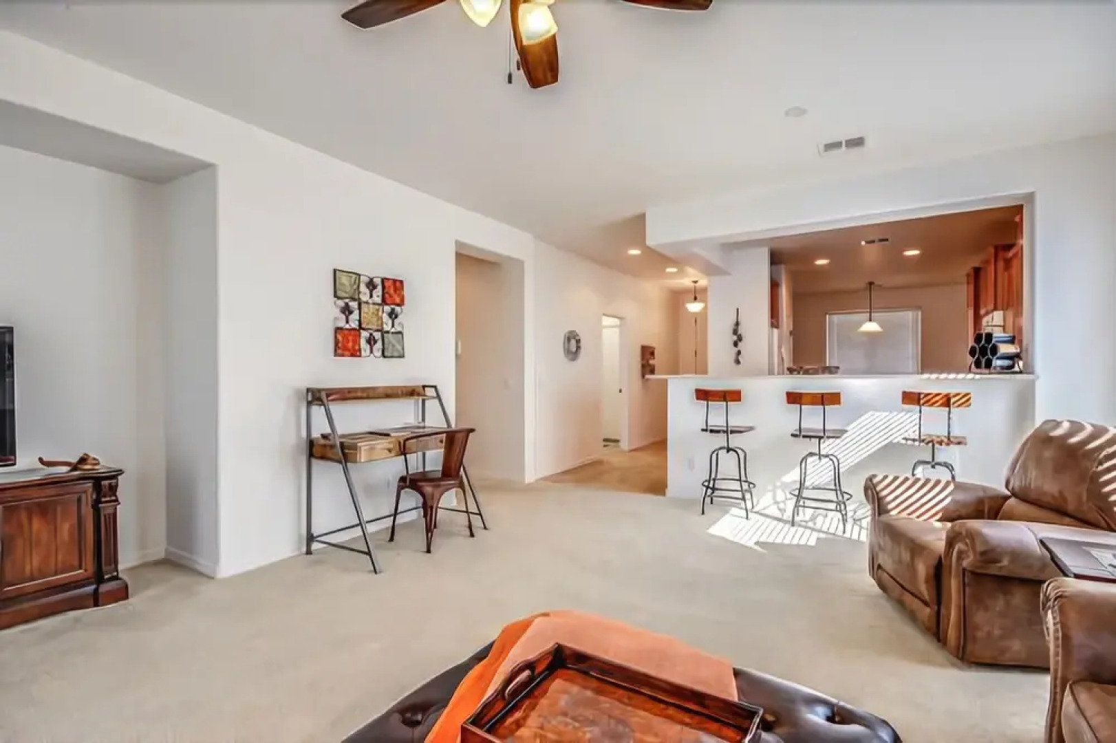 Twin Peaks - 2 Br home by RedAwning