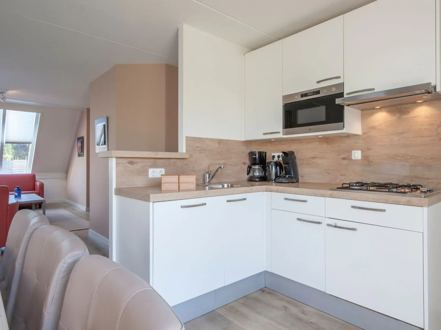 Restyled House With Sauna, 1 Km. From The Beach