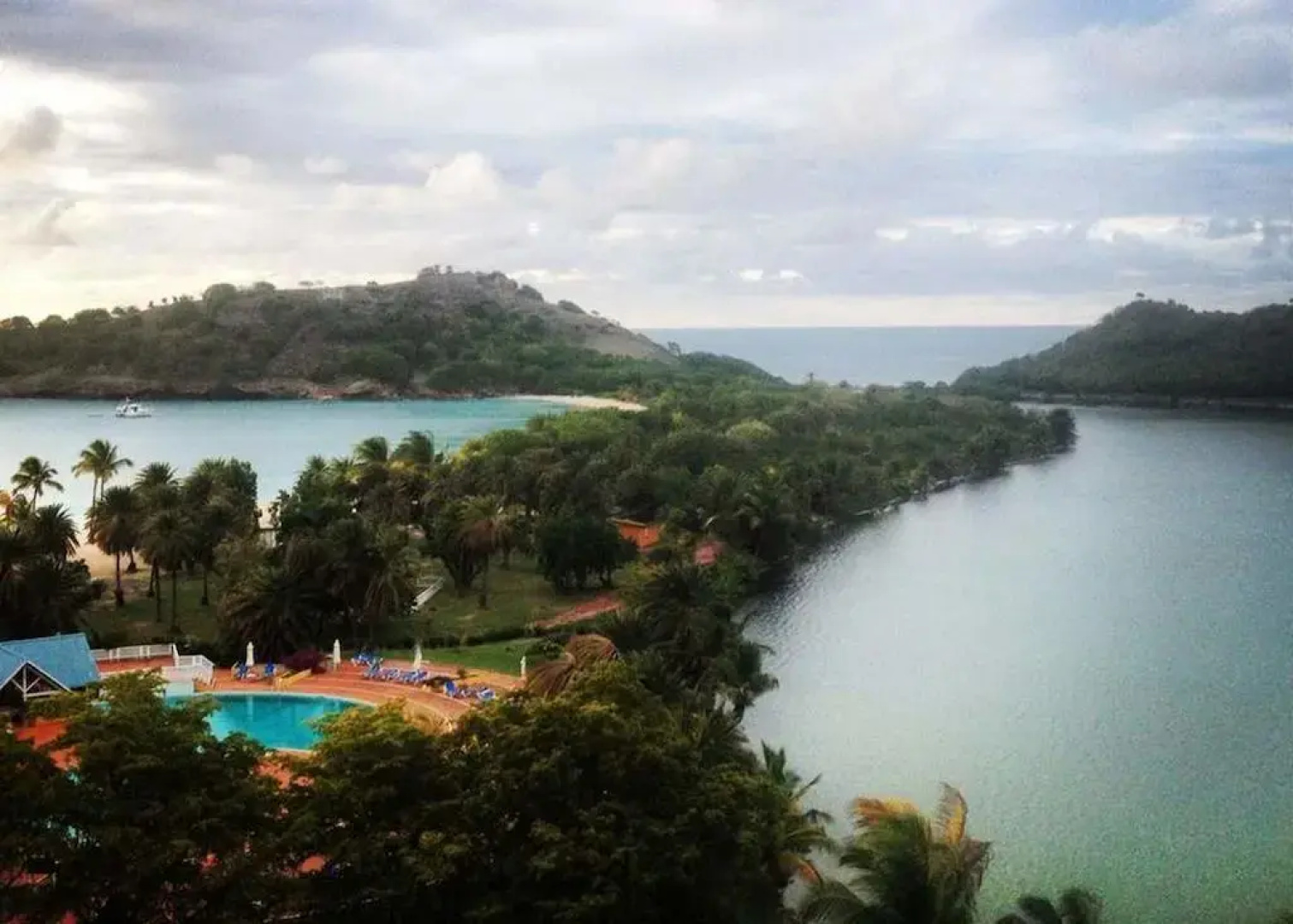 Grand Royal Antiguan Beach Resort