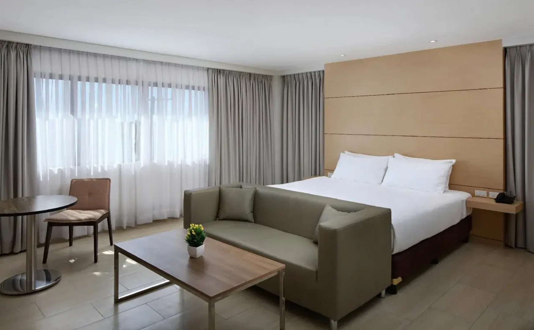 Capital O 827 Speciale Hotel