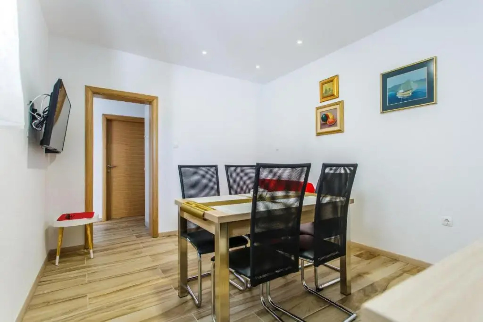 Apartments Franičević