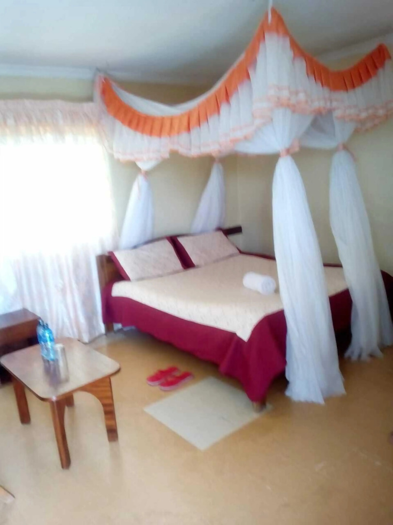 Racecourse Inn Hotel