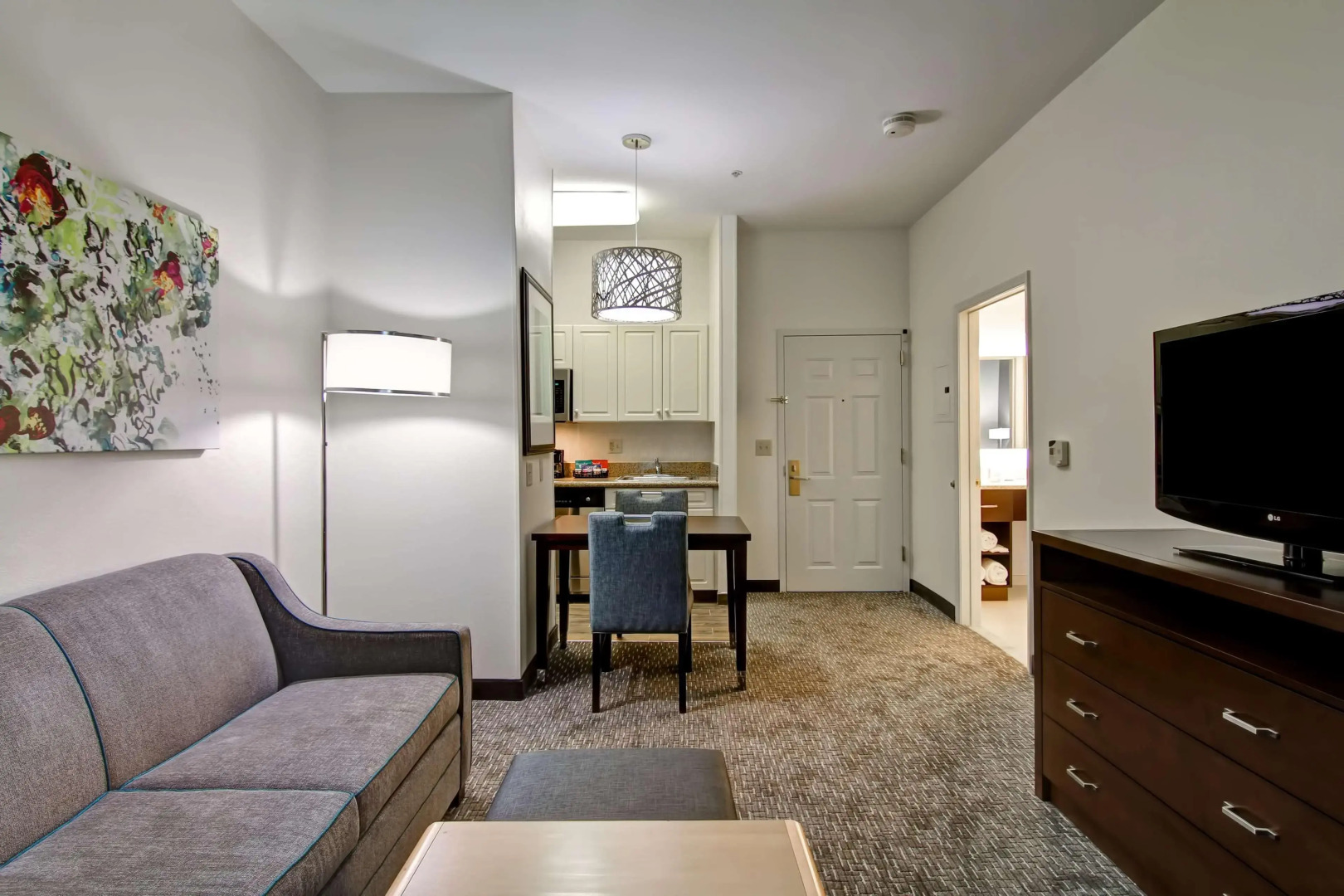 Homewood Suites by Hilton Newark-Cranford