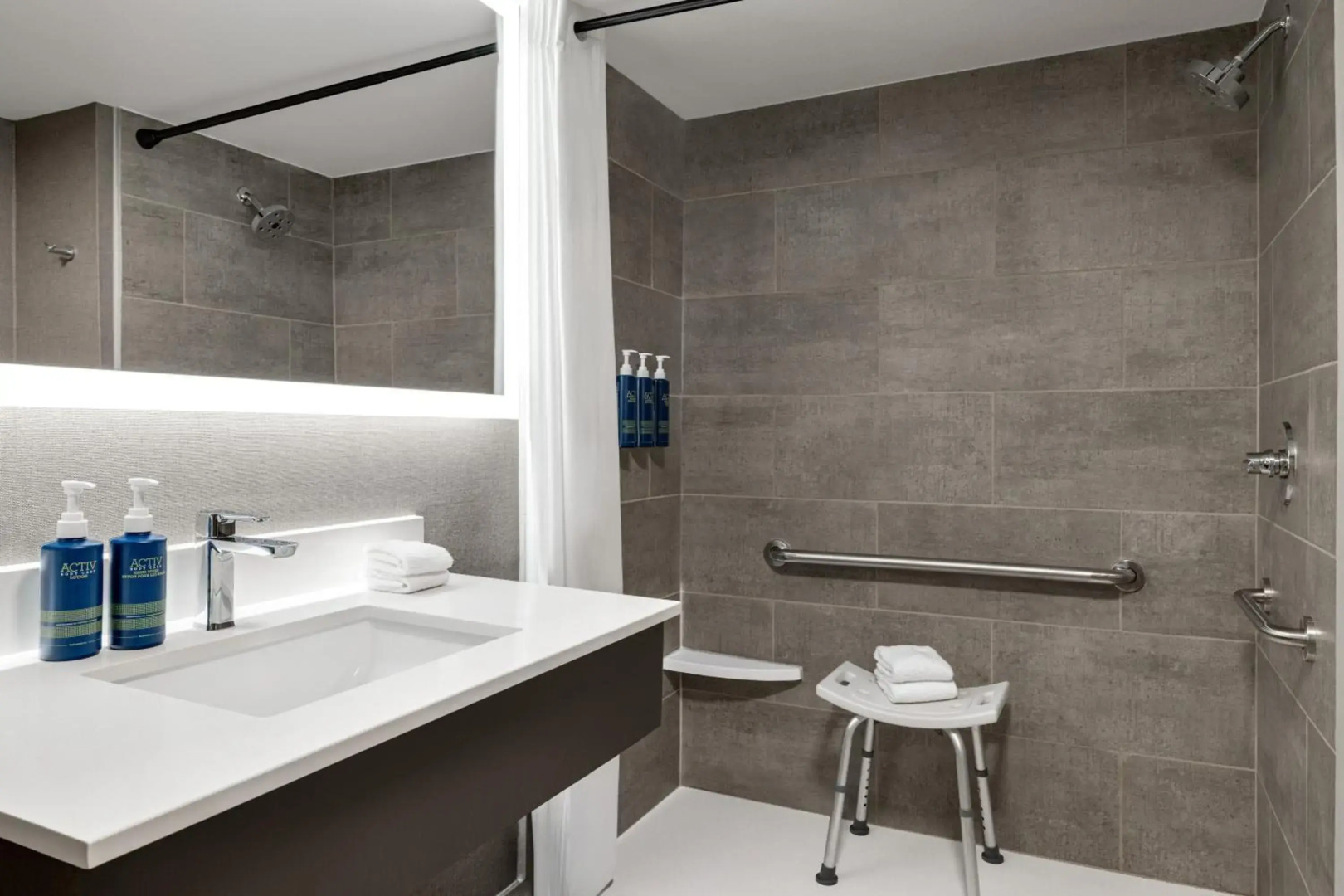 Four Points by Sheraton Columbus-Polaris