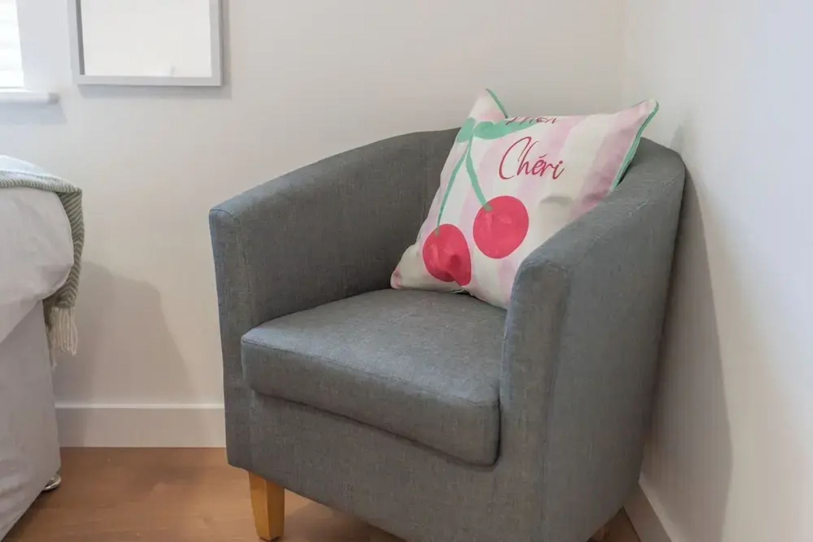 Bedford Meadows Apartment