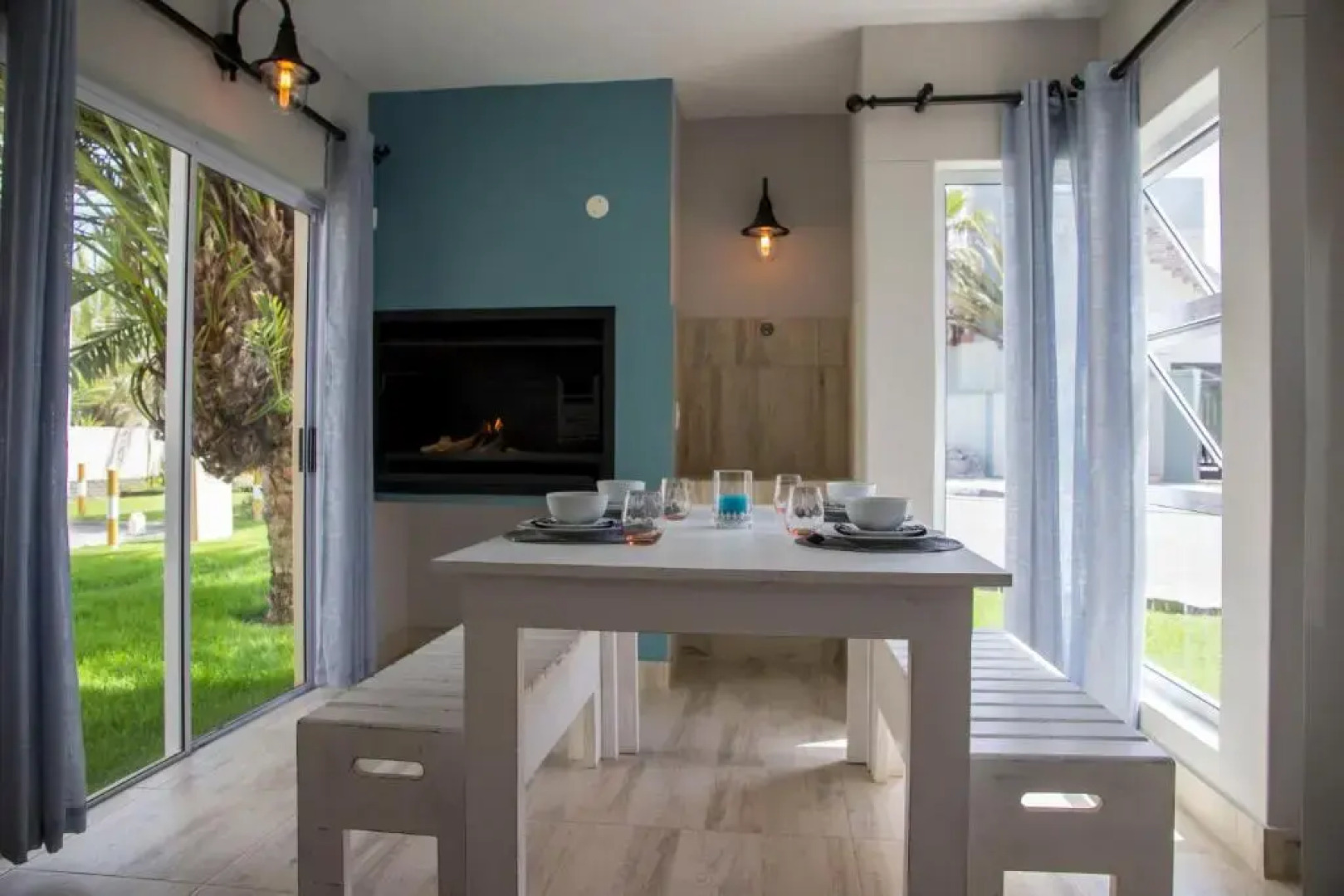 The Waterfront Cottage F12