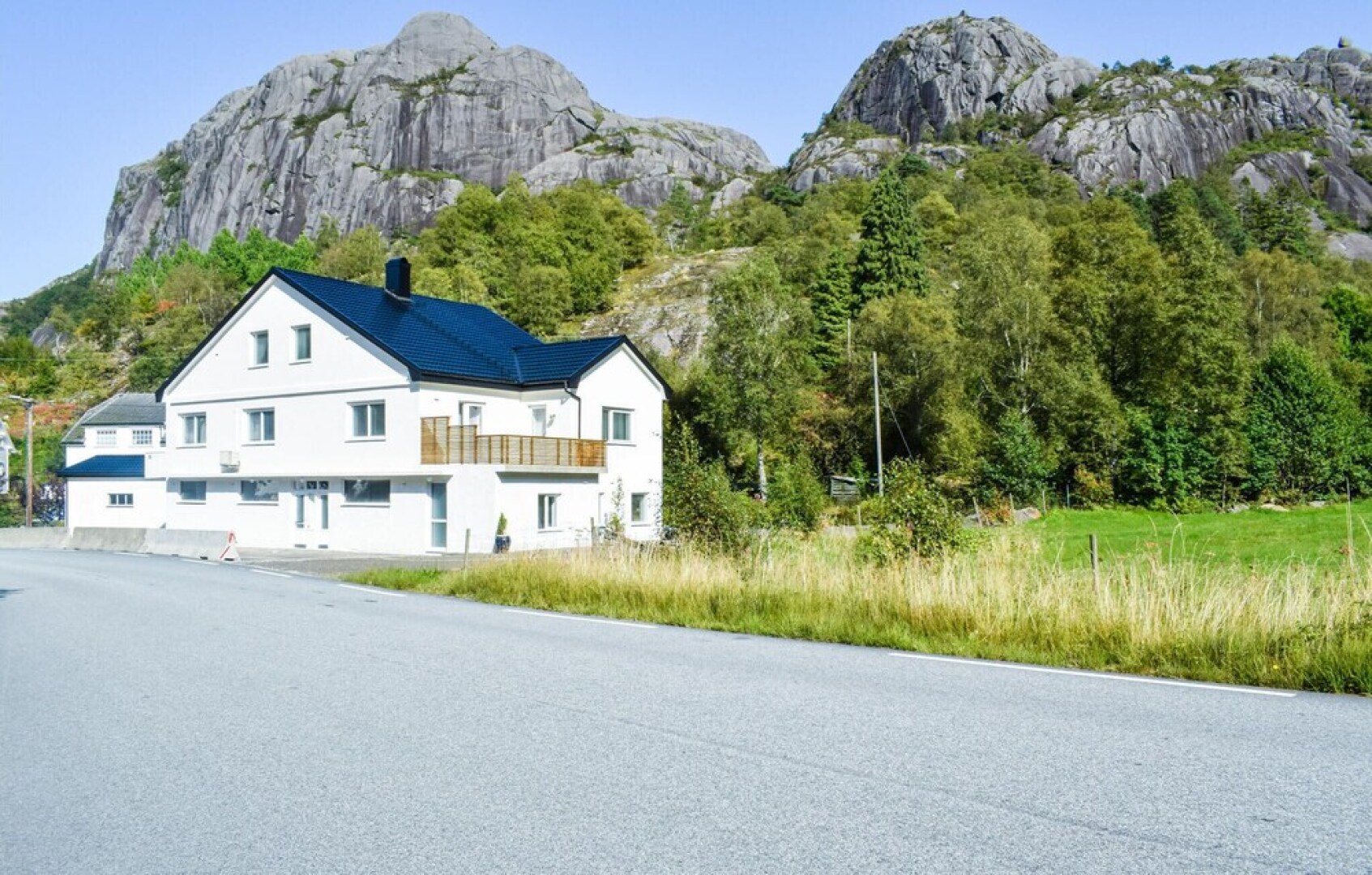 Awesome Home in Hauge i Dalane With 5 Bedrooms and Wifi