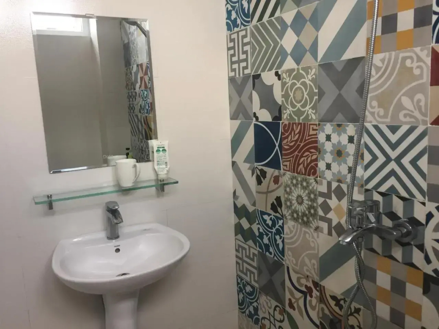 Hang Nga Guest house