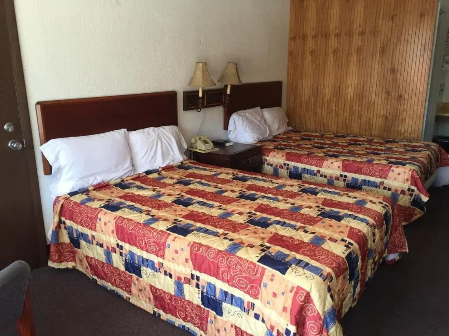 Daniel Boone Motor Inn