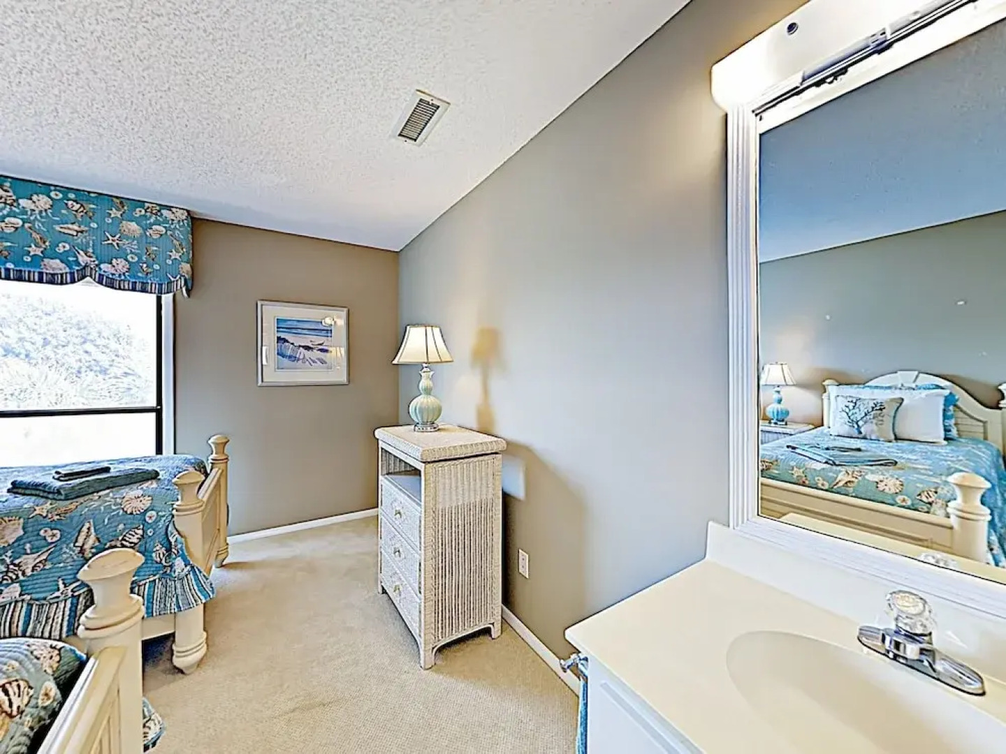 New Listing! Litchfield Near Ocean 3 Bedroom Condo