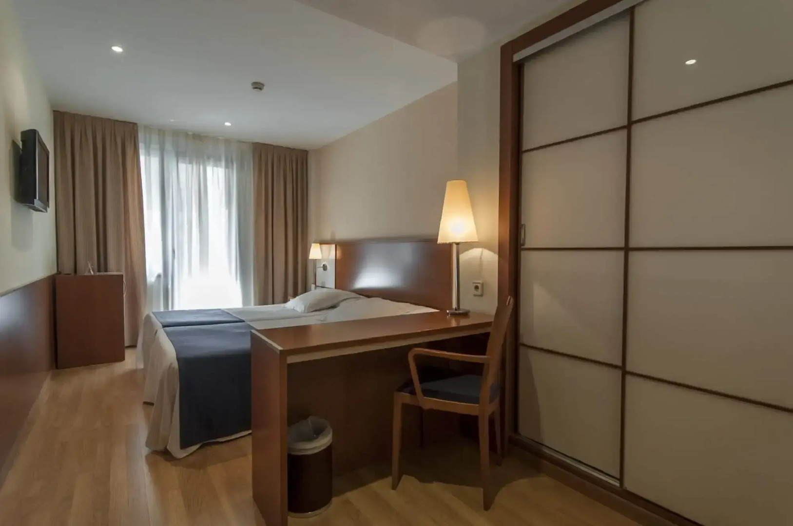 Отель RH Sorolla Centro