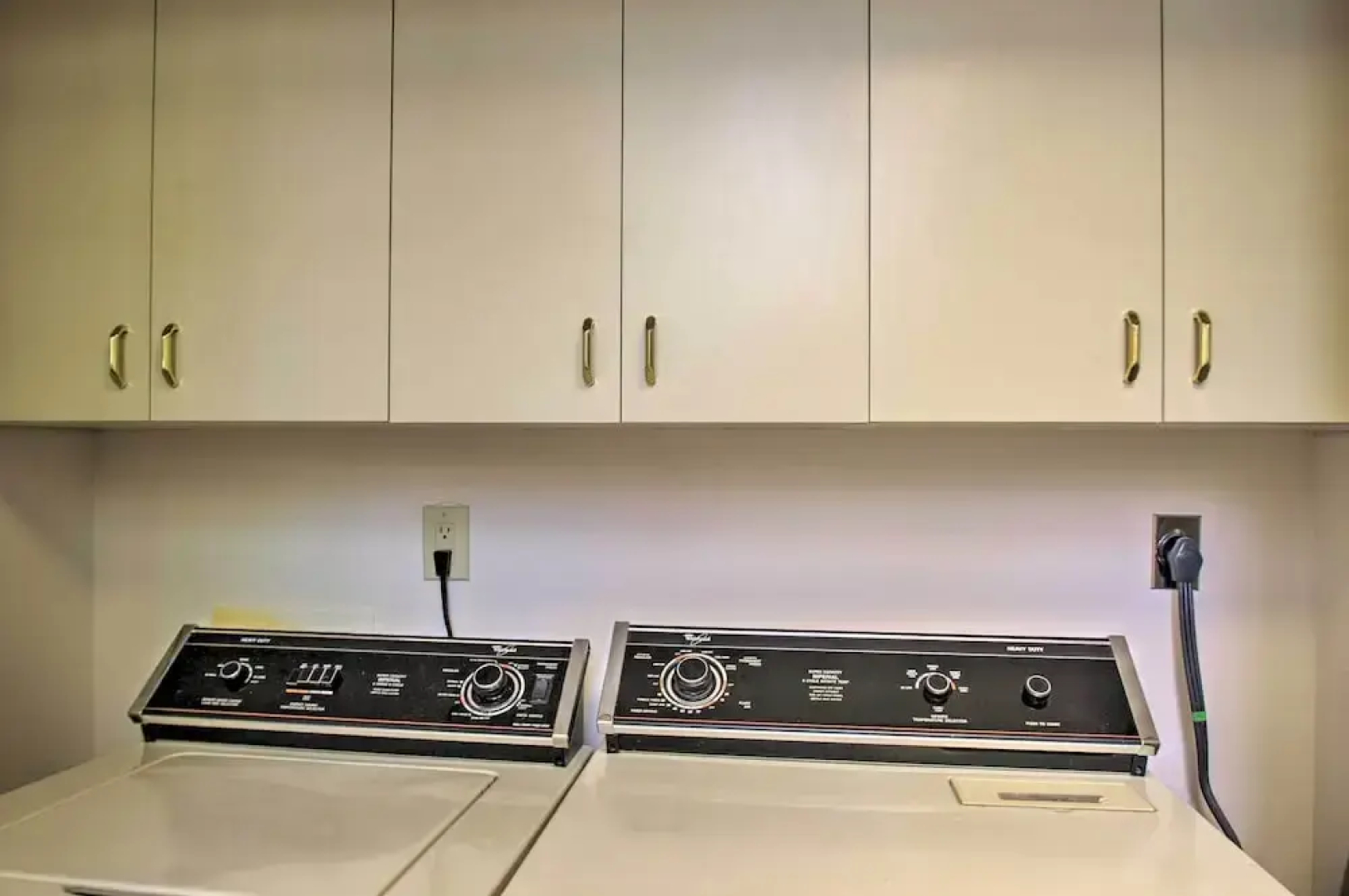 Wintergreen Resort Retreat: Ski, Hike, Golf!