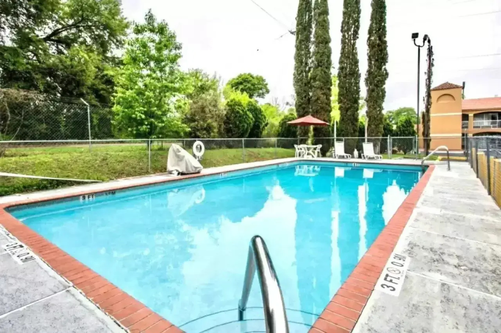 Alachua Inn