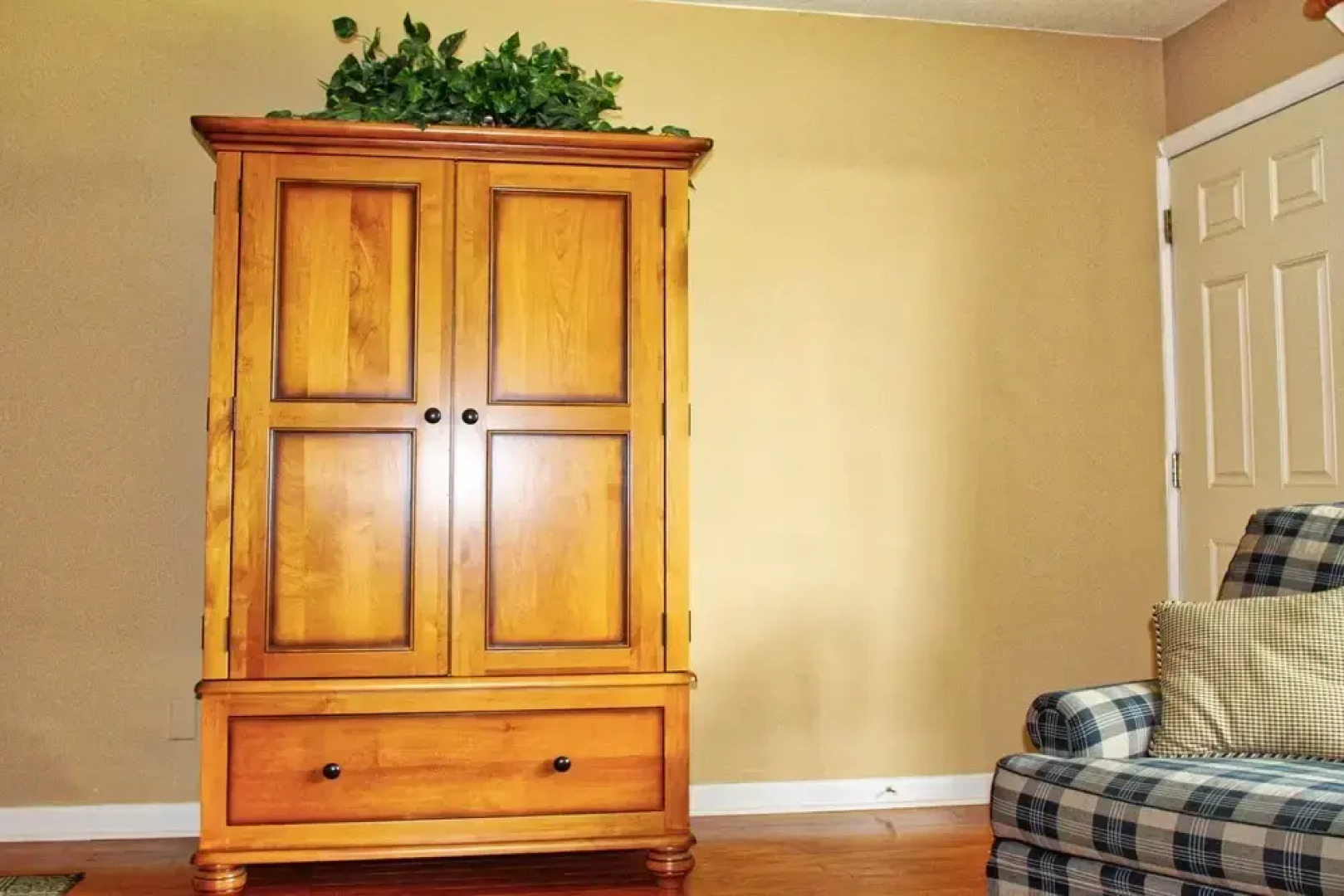 Premier Pass-a-grille Beachside Condo (108-14)