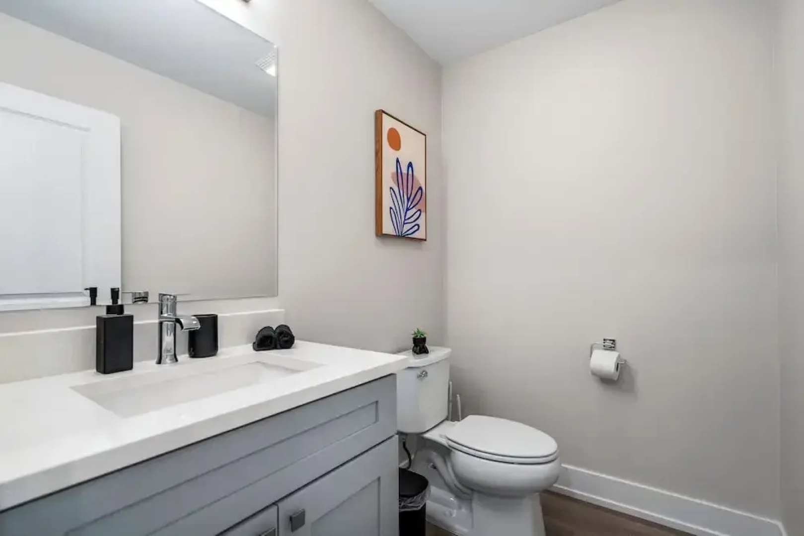 Spacious 4BR Warrenville Home- Rep 1