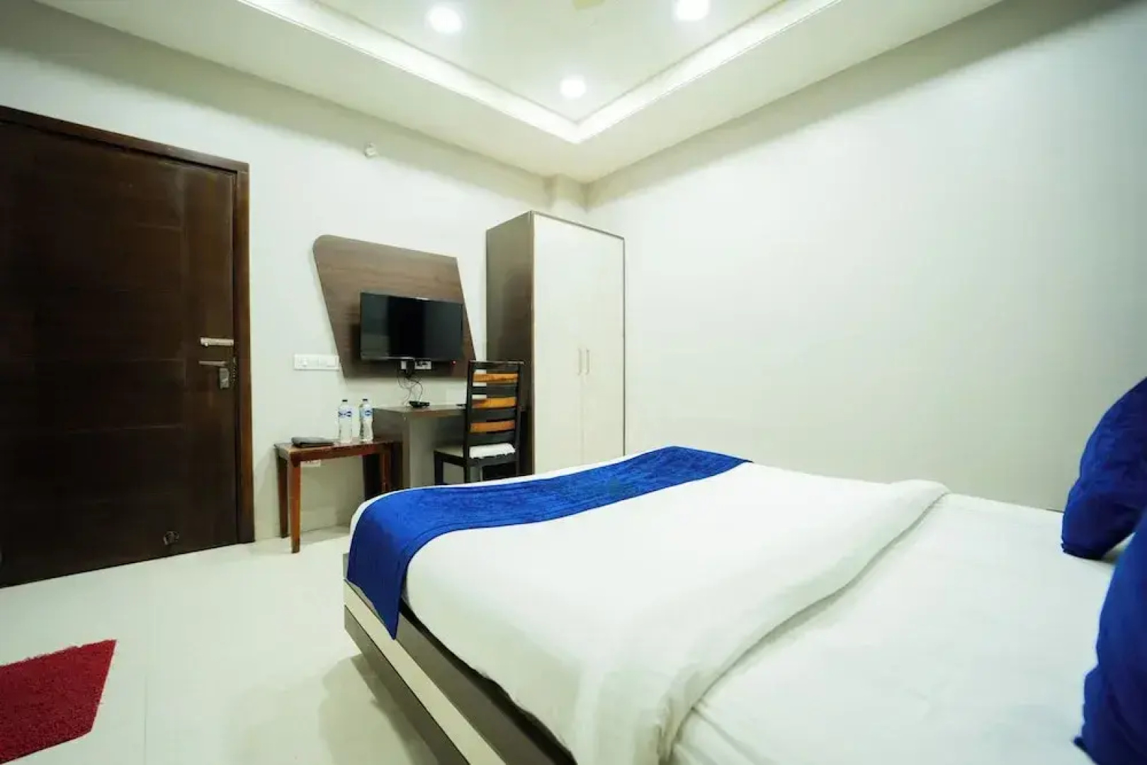 Hotel Sawamani and Restaurant