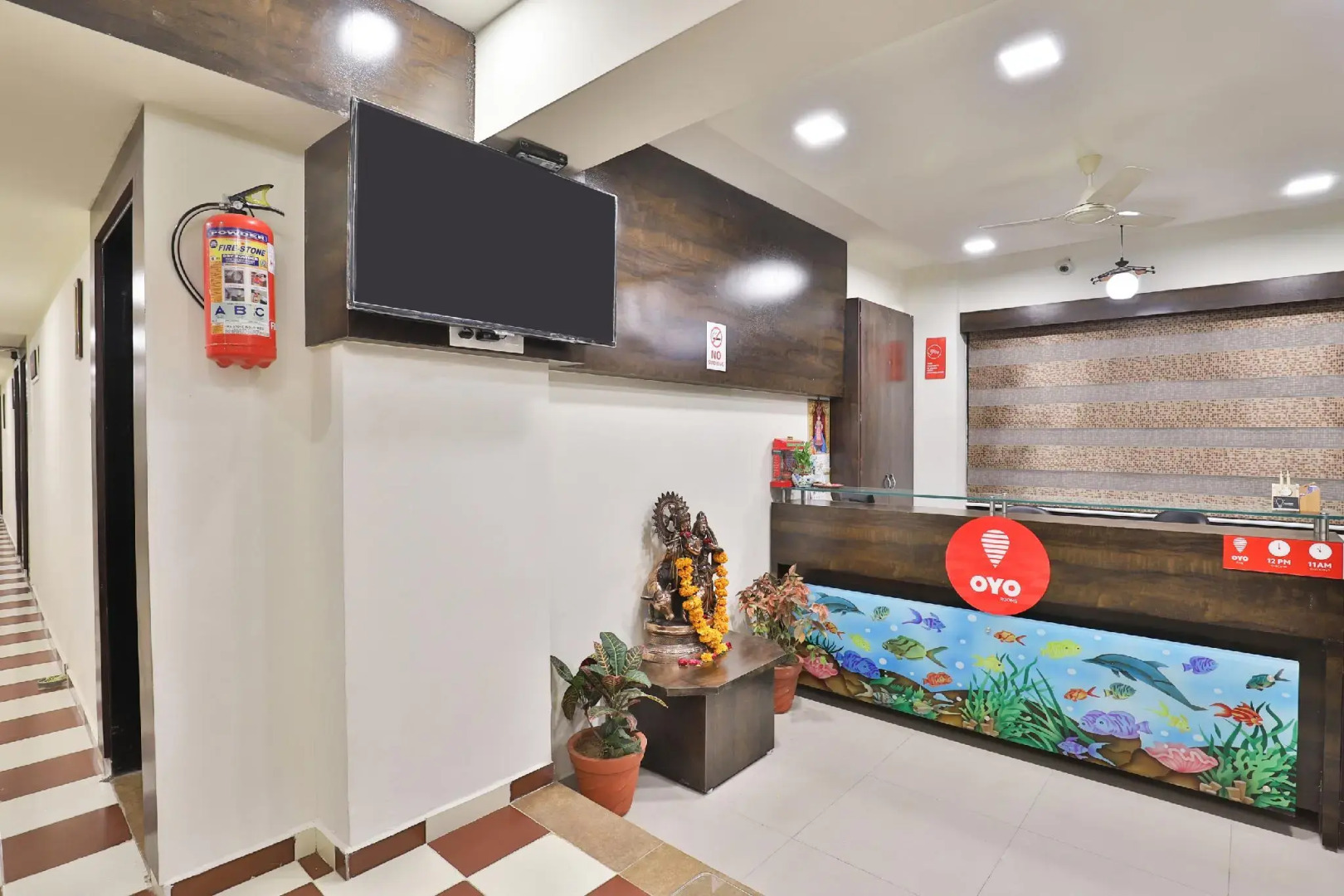OYO 11072 Hotel Kajri Residency