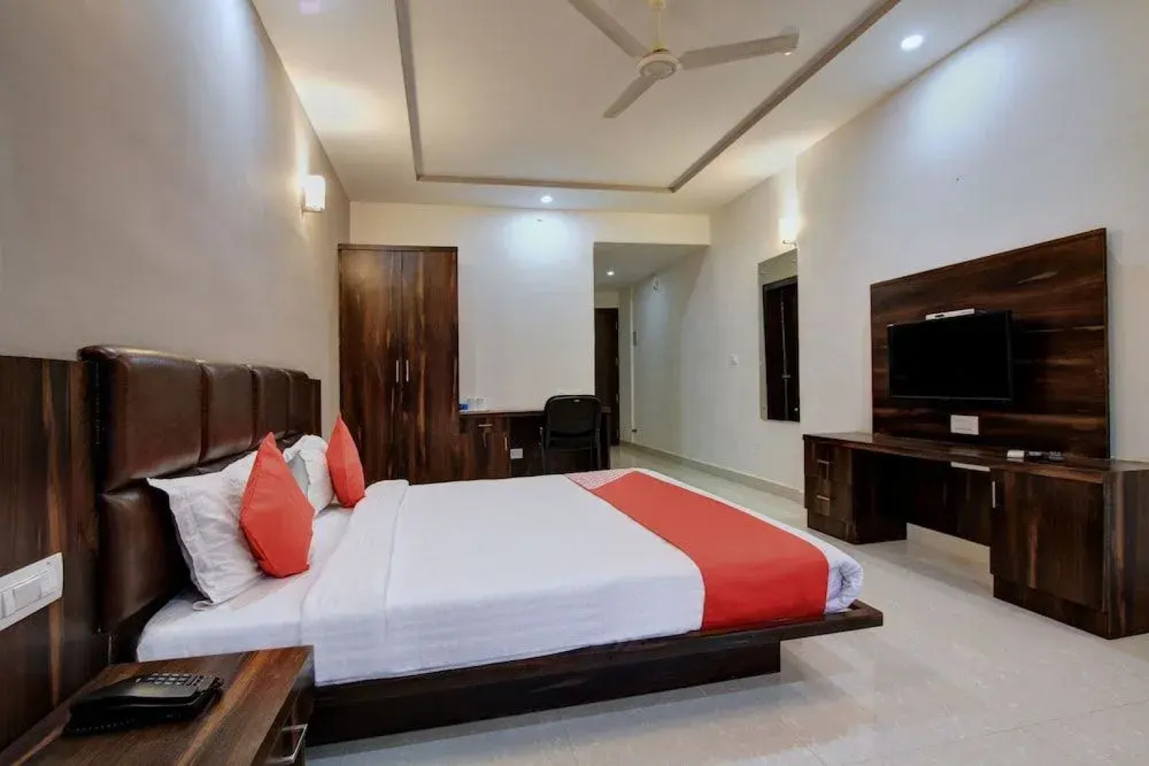 OYO 22765 Parkview Inn