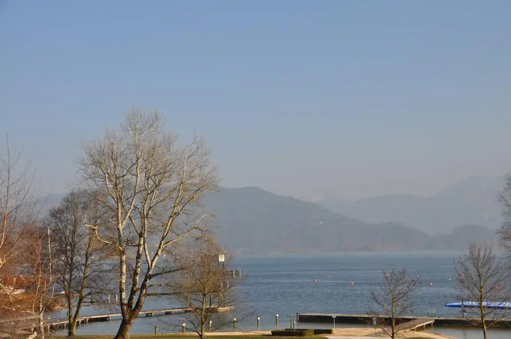 Vom Garten in den See!