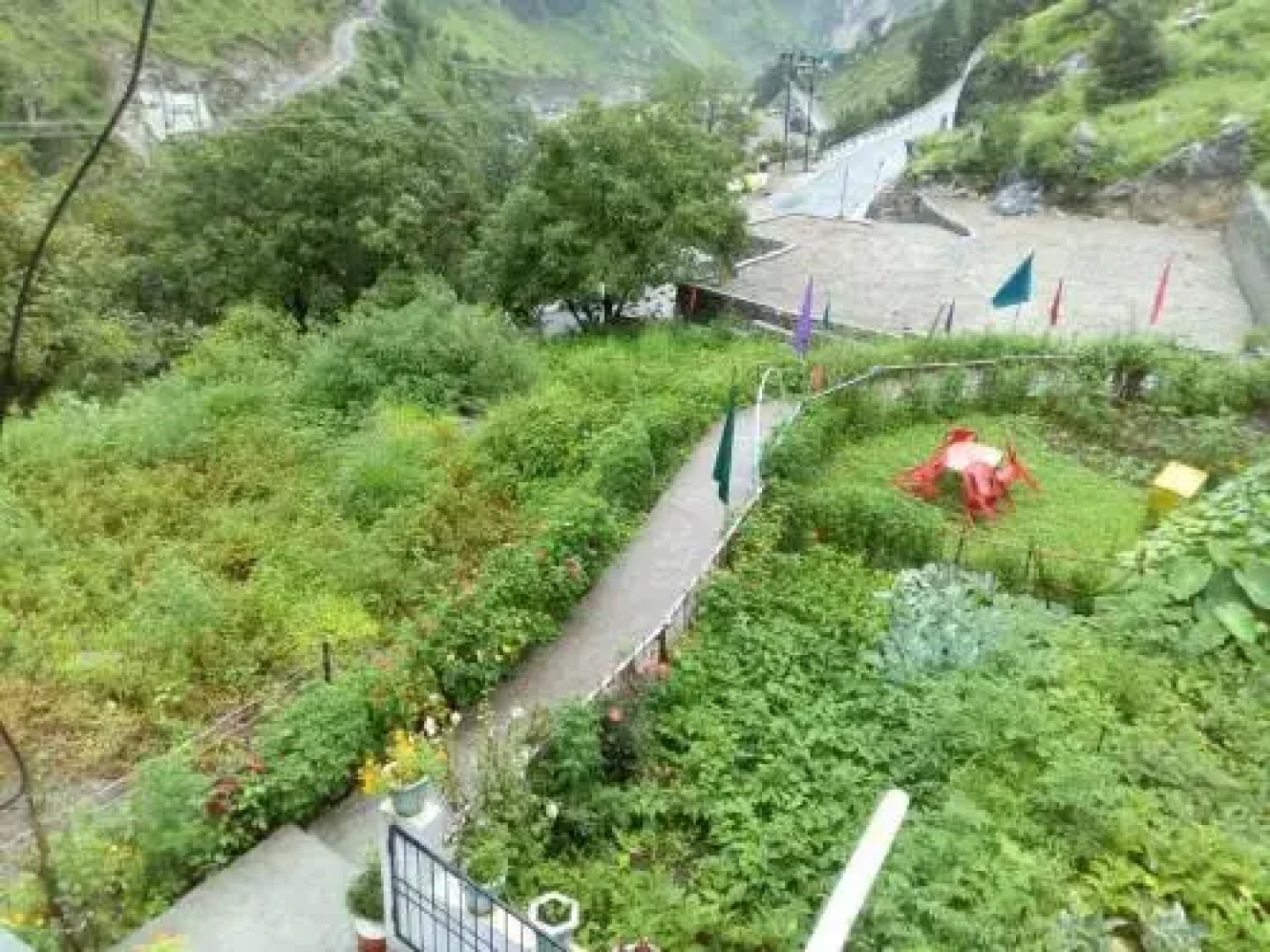 Peaceful stay in course of Nature