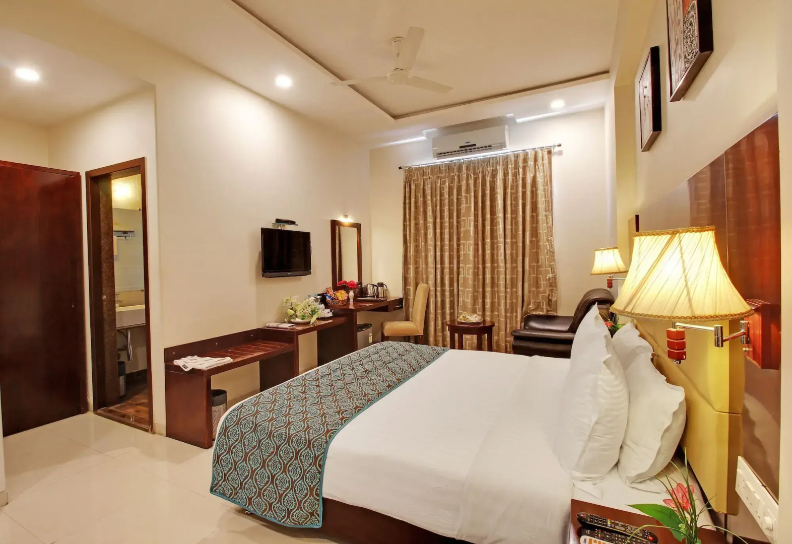 Hotel Sai Jashan Shirdi - Where blessings & comfort meet