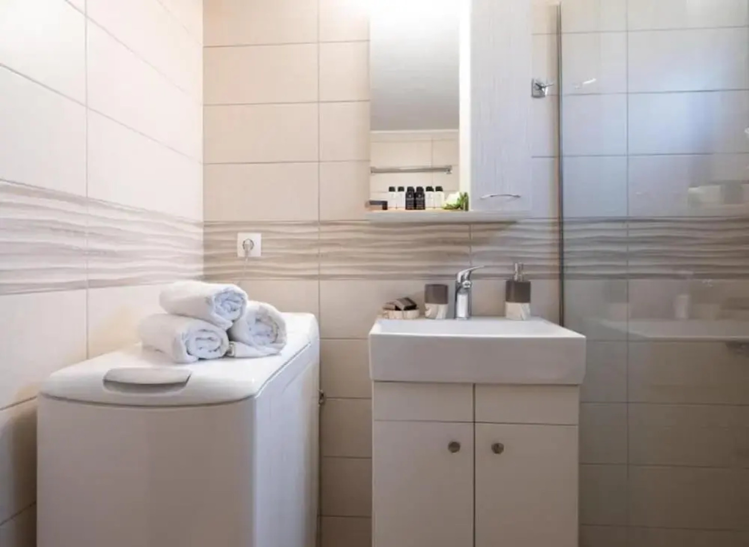 Atalanti Seaside Junior Suites