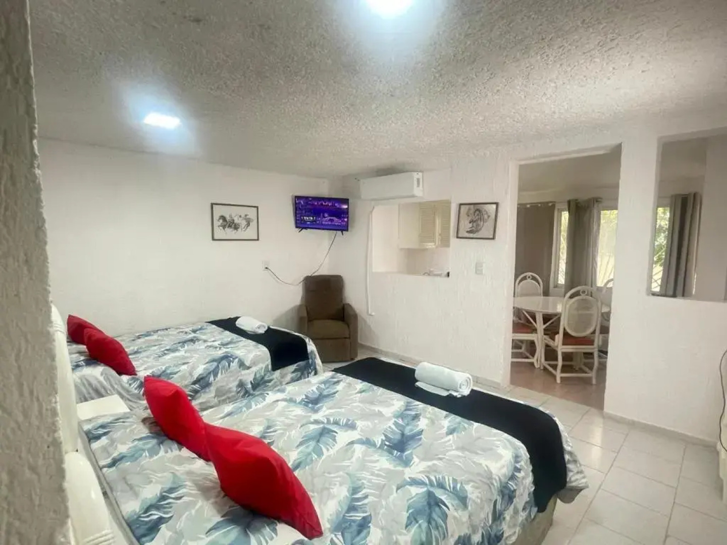 Capital O Farallon Inn