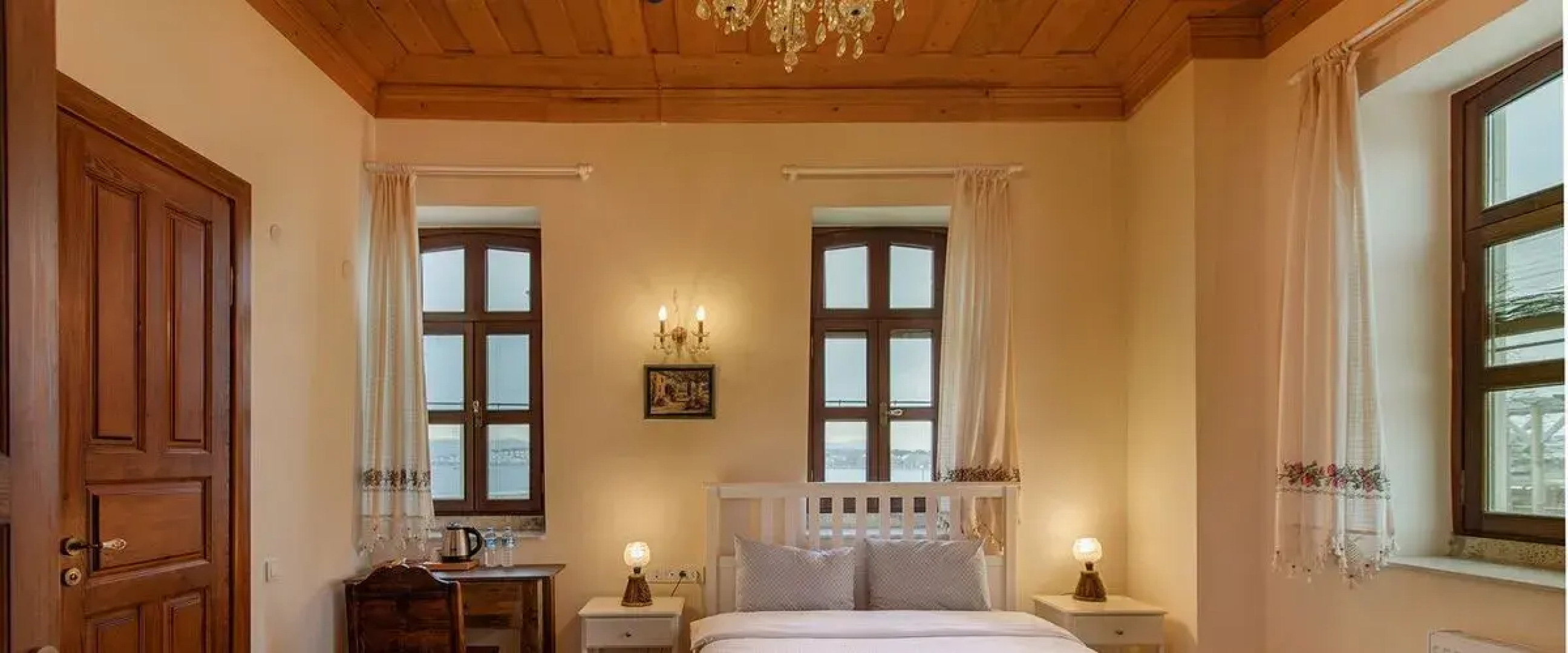 Lavantalı Konak Taş Ev