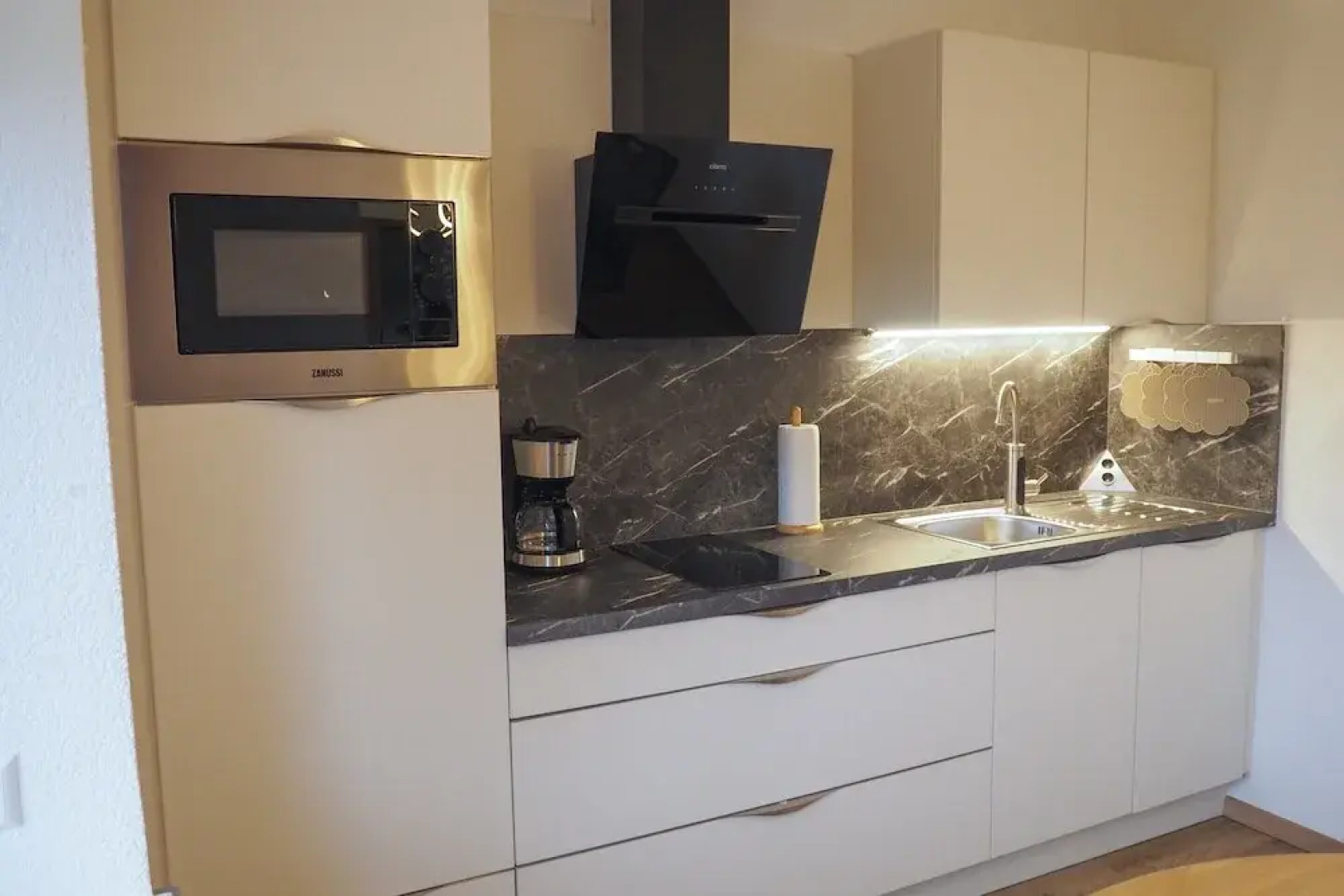 Peaceful Couples' Getaway