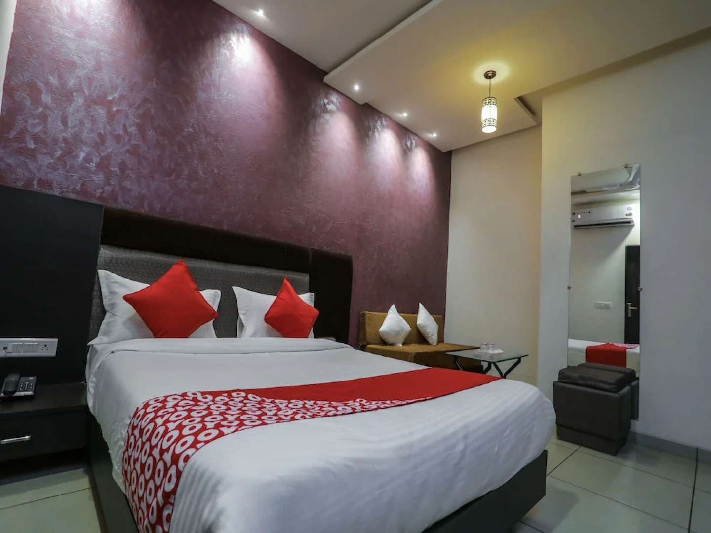 OYO 16543 Hotel Madhuban