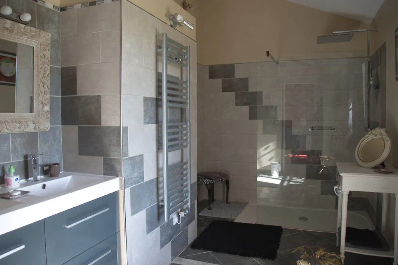 Chambres dHotes Au Chien Bleu