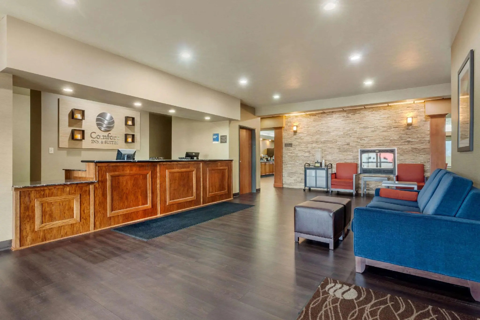 Comfort Inn & Suites Mitchell I-90