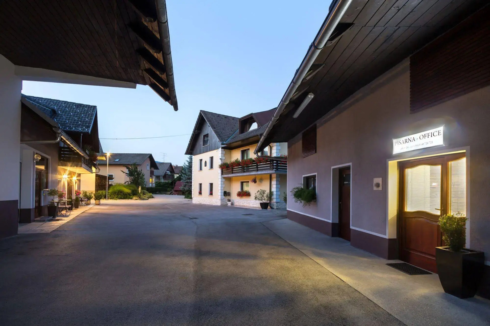 Rooms & Apartments Kepic