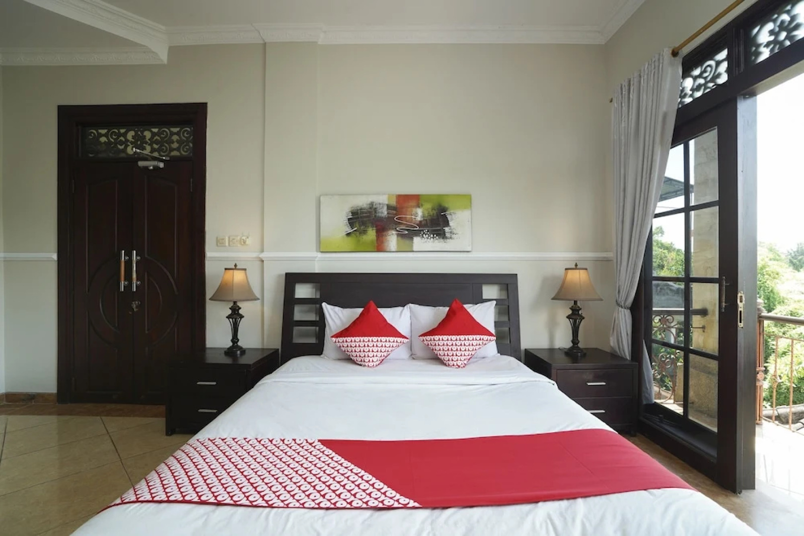 Griya Shanti Homestay by OYO Rooms