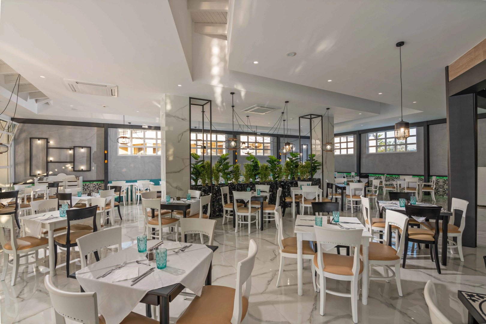 Delfina Tropic Beach