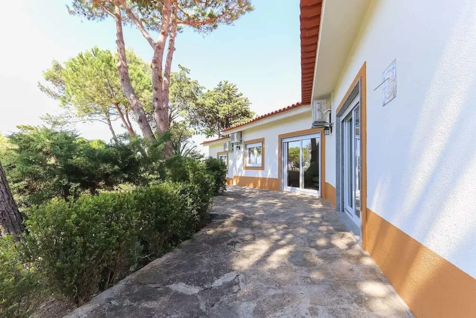 Sintra Classic Villa by Homing
