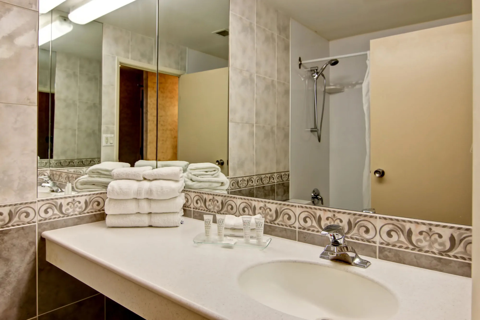 Waterloo Inn Conference Hotel