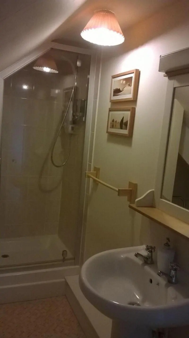 Strawberry Cottage B&B