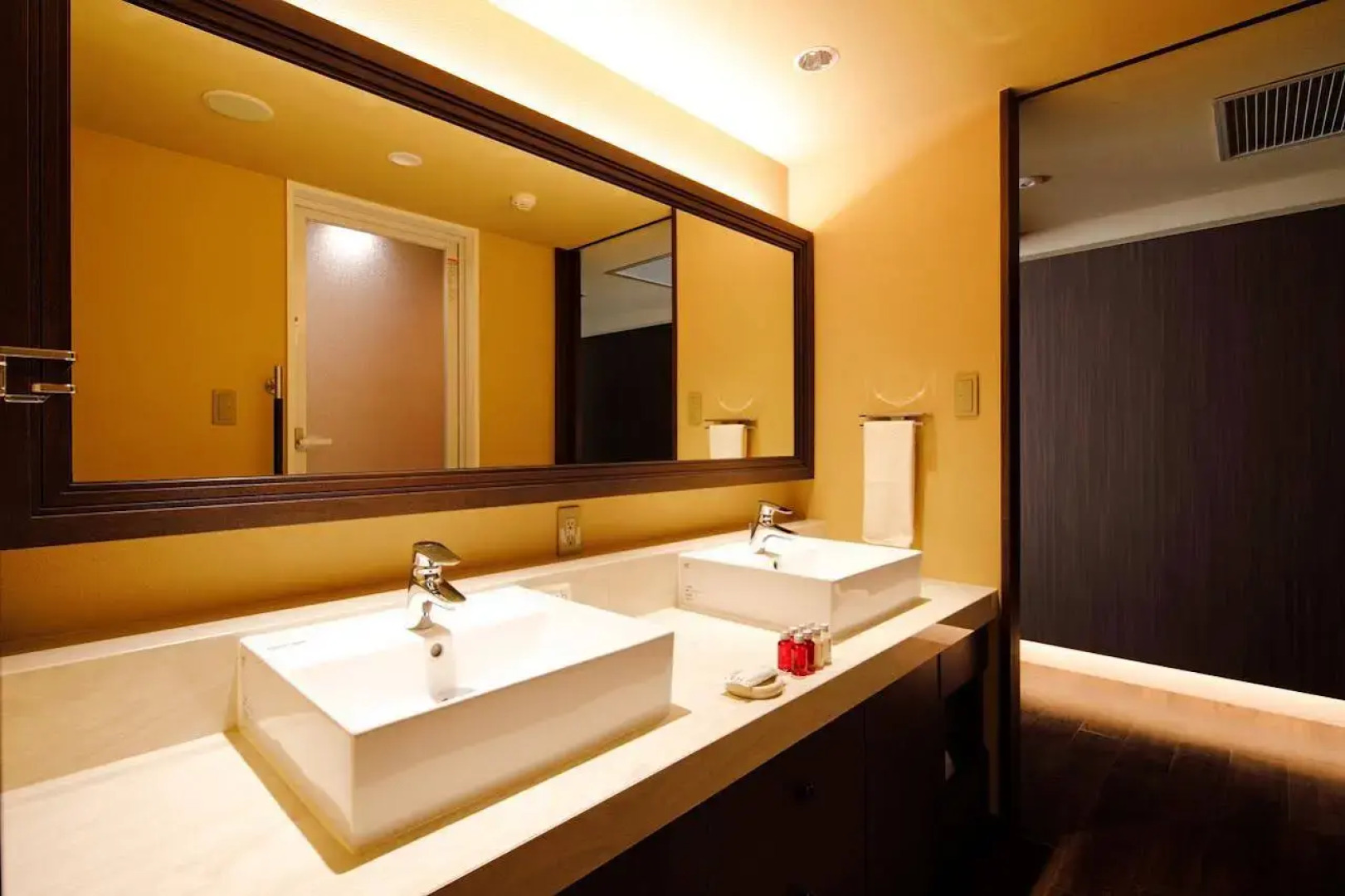 Grand Mercure Lake Biwa Resort & Spa